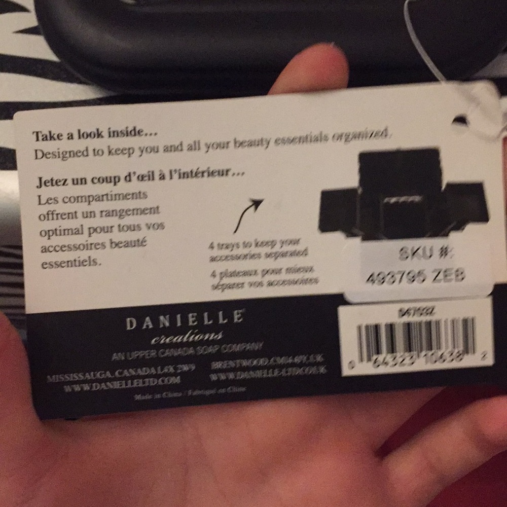 Makeup case - Picture 8 of 8